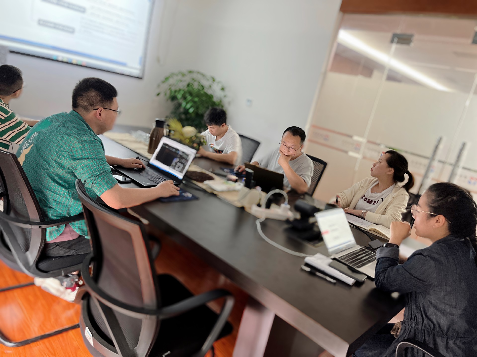 公司開展關于《公司管理中的法律風險》的培訓